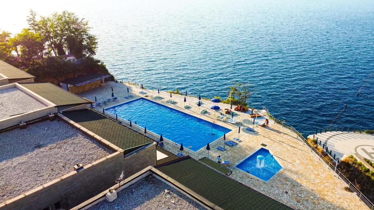 Villa Amos At Aquamarine Residence Avlonya Dış mekan fotoğraf