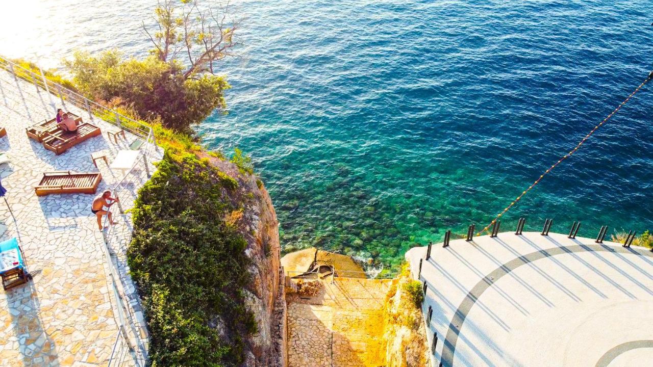 Villa Amos At Aquamarine Residence Avlonya Dış mekan fotoğraf