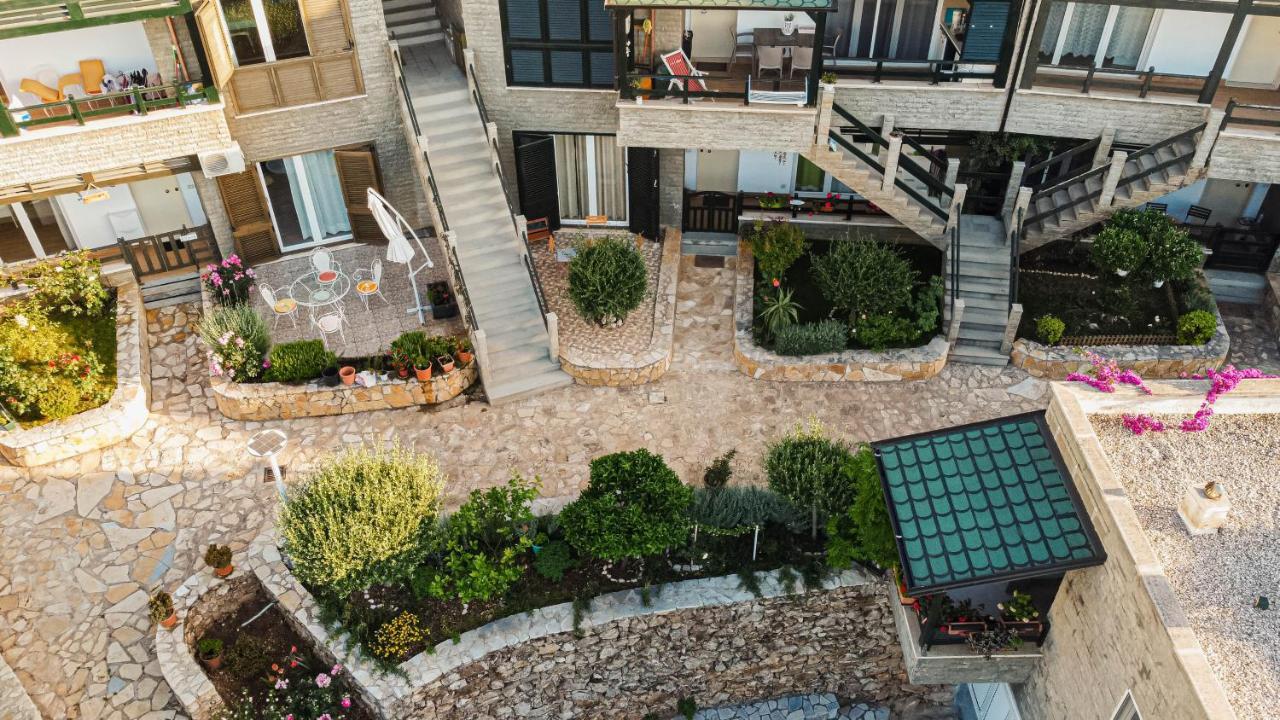 Villa Amos At Aquamarine Residence Avlonya Dış mekan fotoğraf